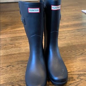 Short Navy Hunter boots